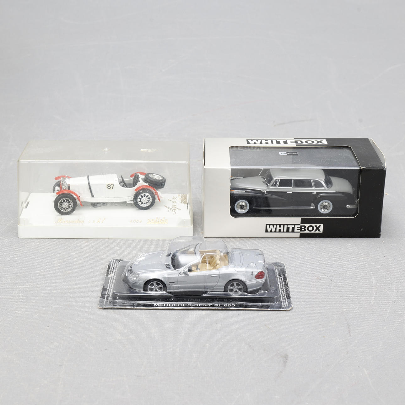 MODEL CARS, 3 pieces, original packaging.