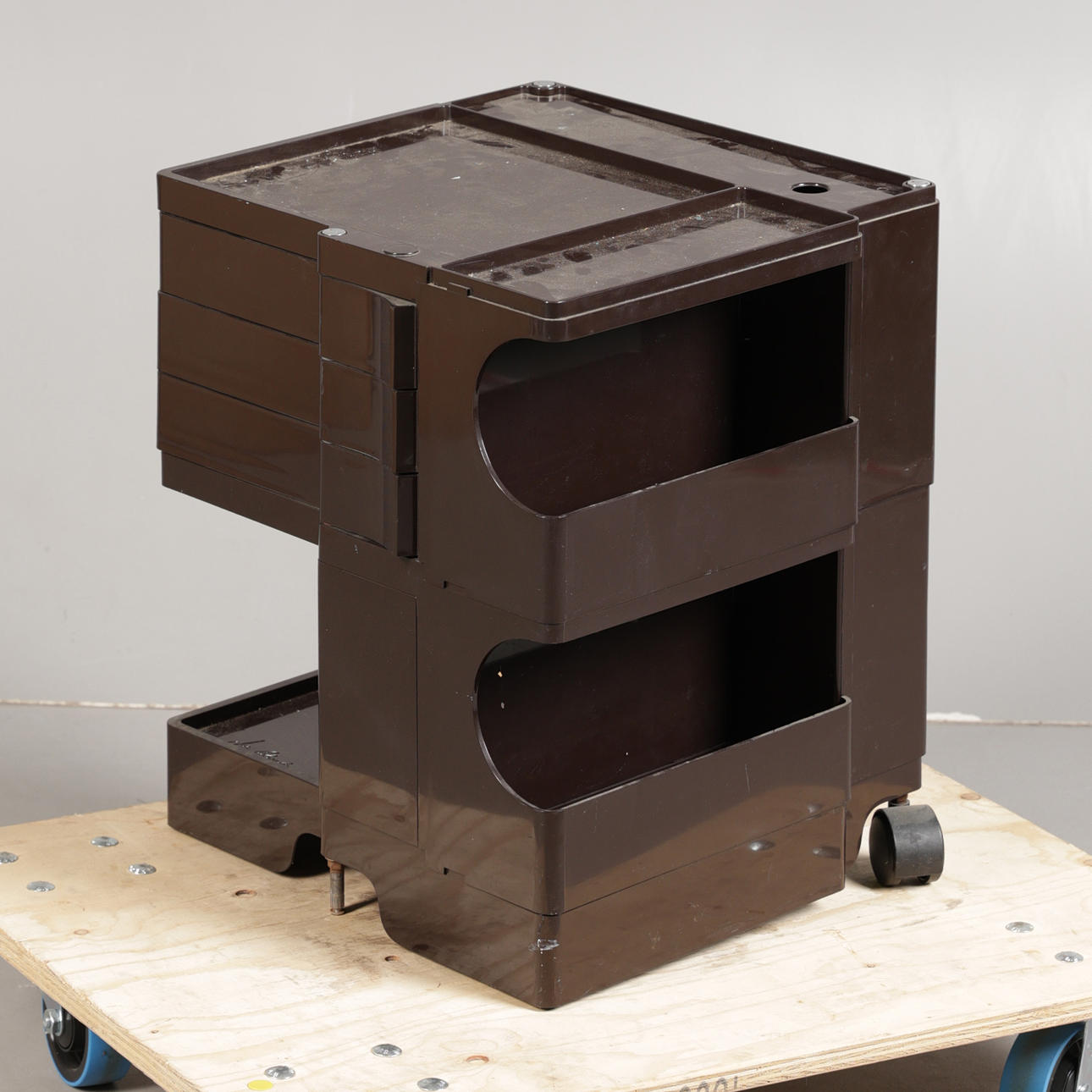 JOE COLOMBO (1930-1971). A BOBY TROLLEY.