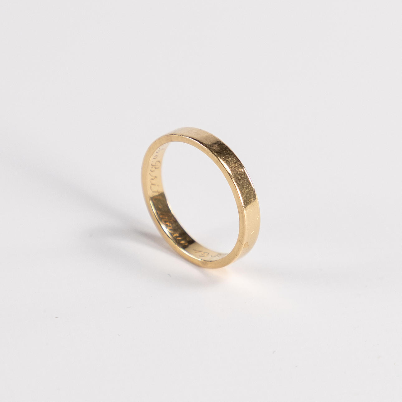 RING. 18k gold.