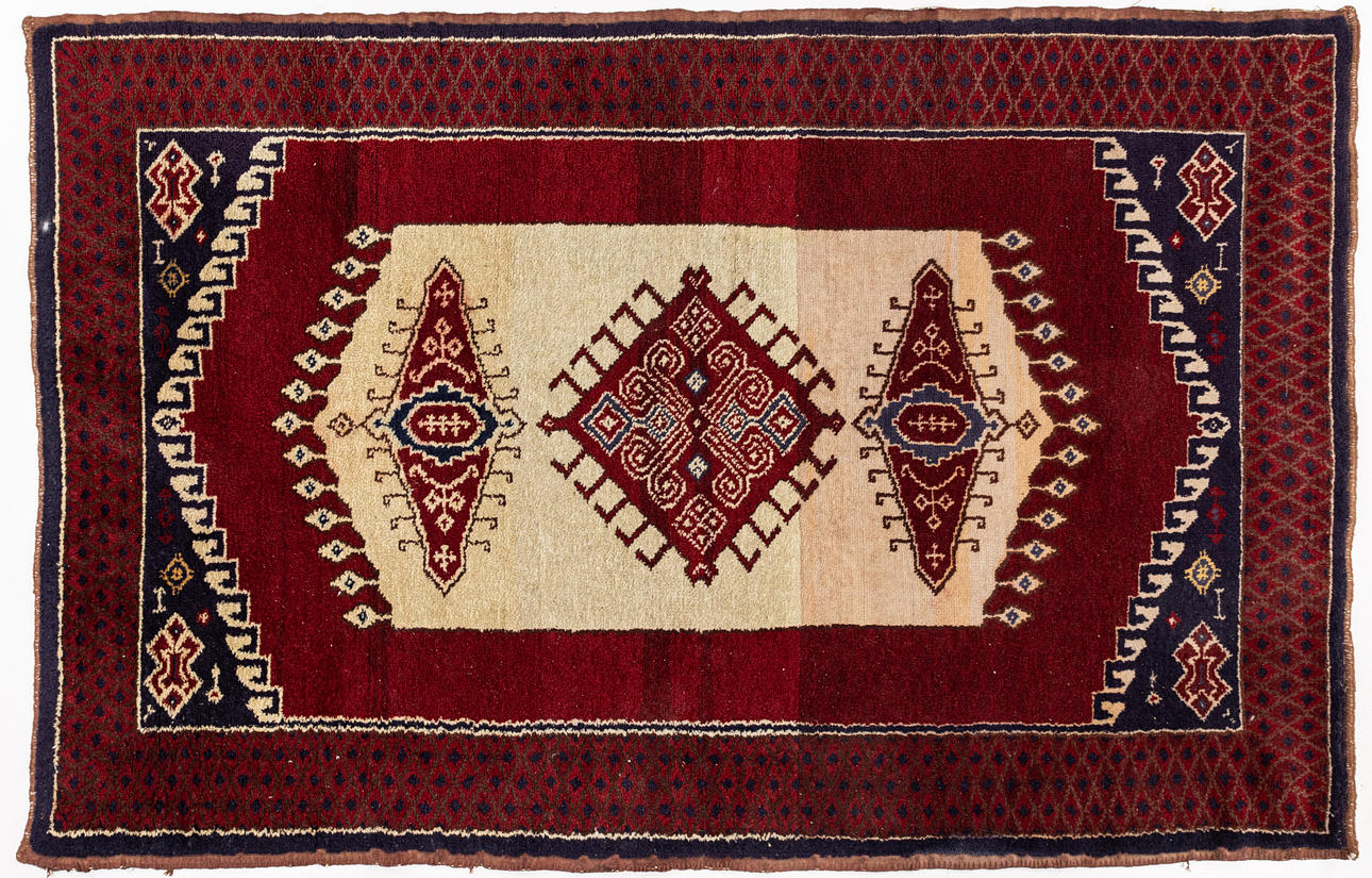 ORIENTMATTA. Handknuten, Persien.