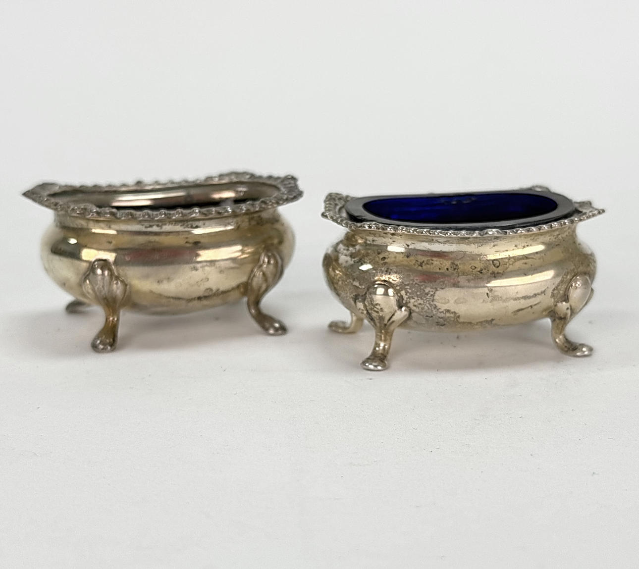 SALT TRAY - 2 pcs, silver stamp, blue glass insert.