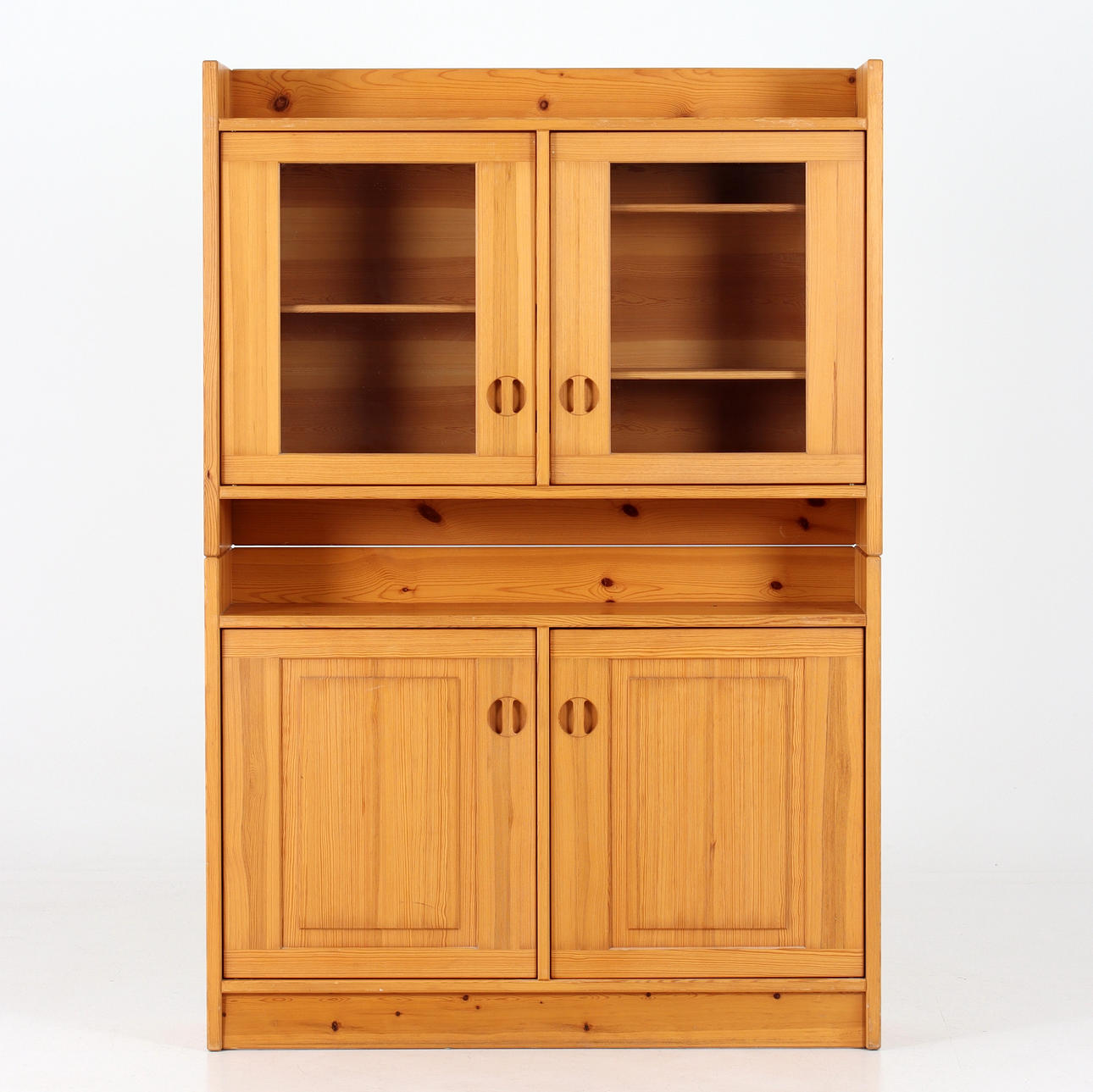 GÖRAN MALMVALL. Cabinet with glazed top section, pine, Karl Andersson & Söner.