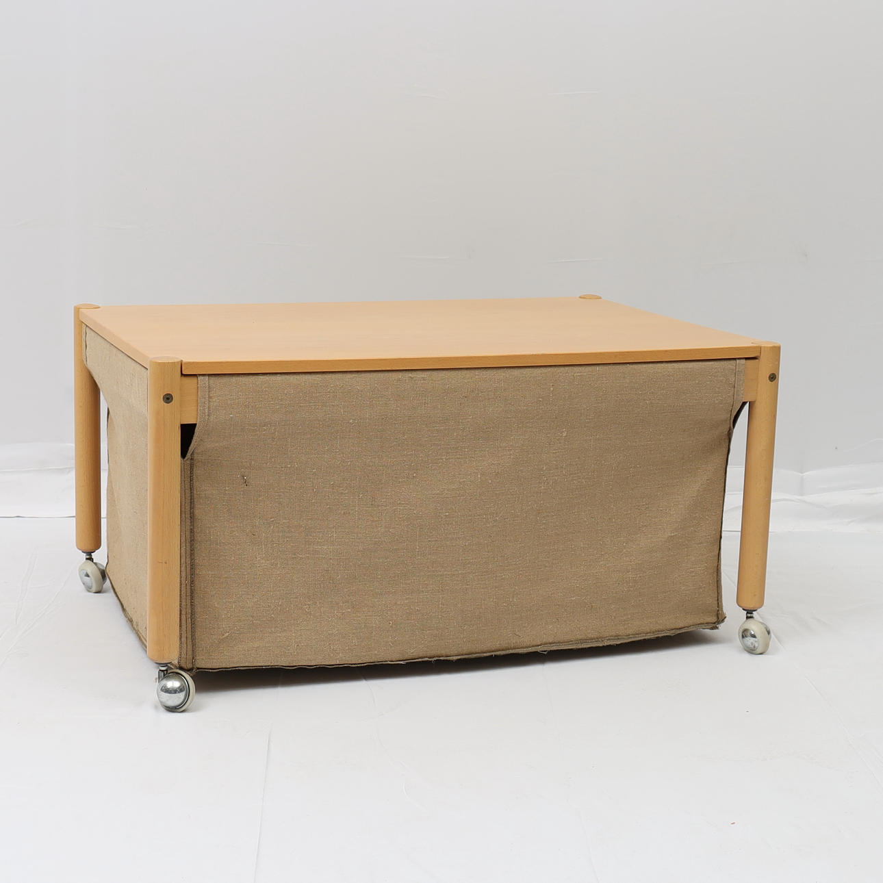 BROR BOIJE. Coffee table, "Junker" Dux, 1970s.