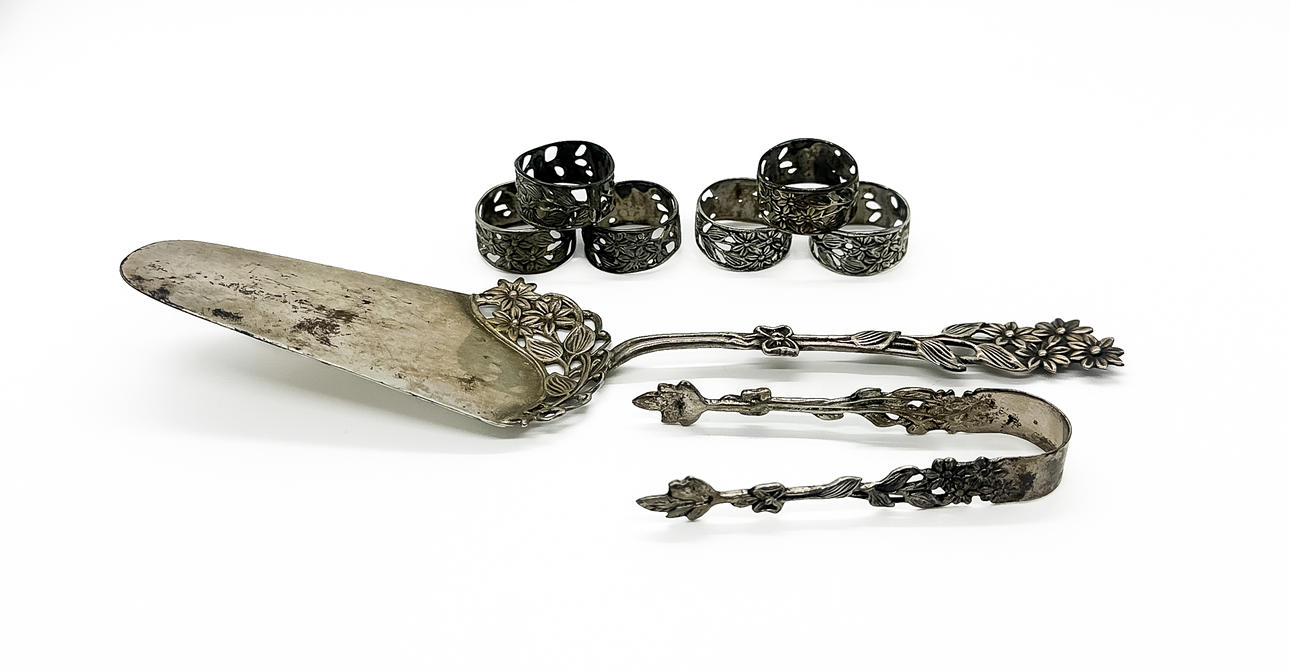 SILVER ITEMS, 8 pieces, silver, 20th century.