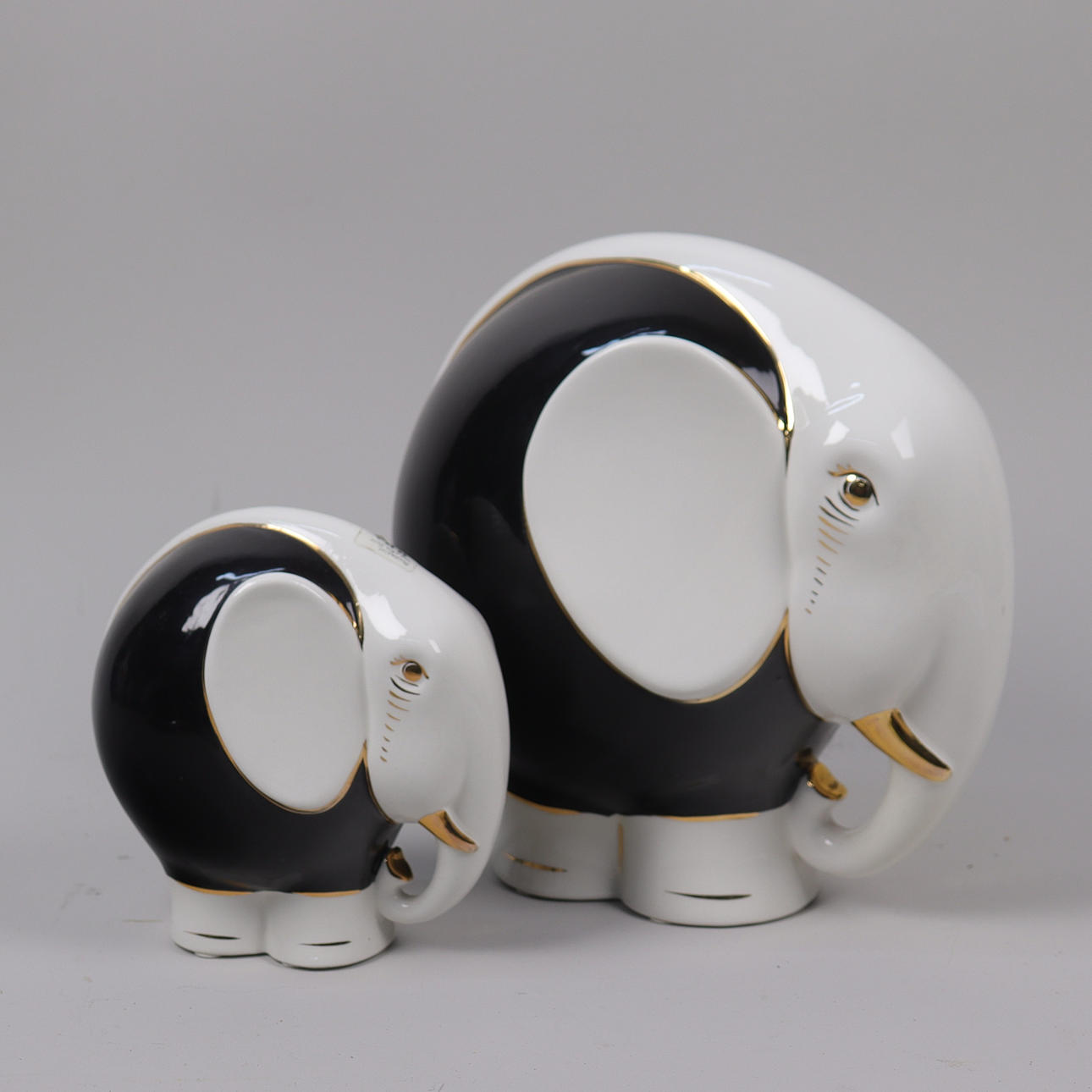 FIGURINES, RBA, porcelain elephants, 1 pair.