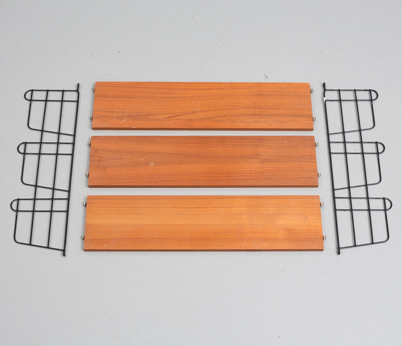WALL SHELF, String model, teak, mid-20th century.
