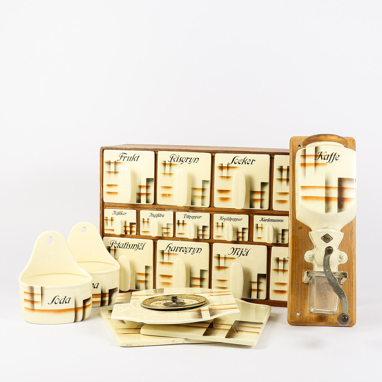 DINNER SERVICE porcelain, Import.