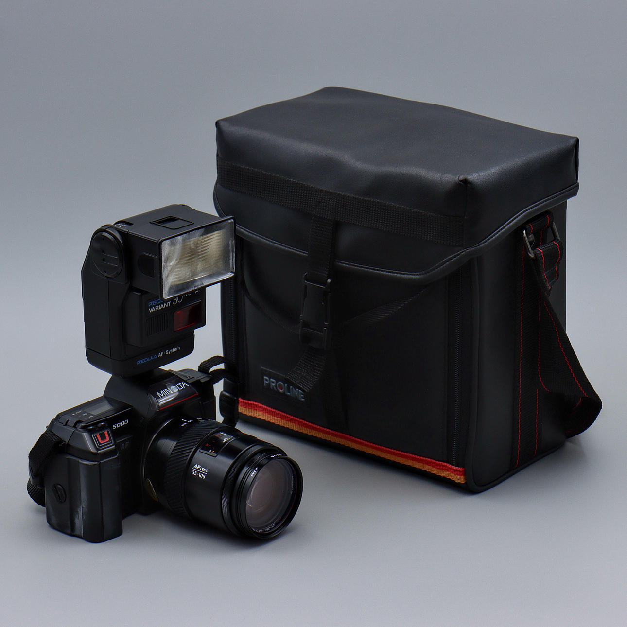 CAMERA IN BAG, MINOLTA 5000 AF, JAPAN AND FLASH 