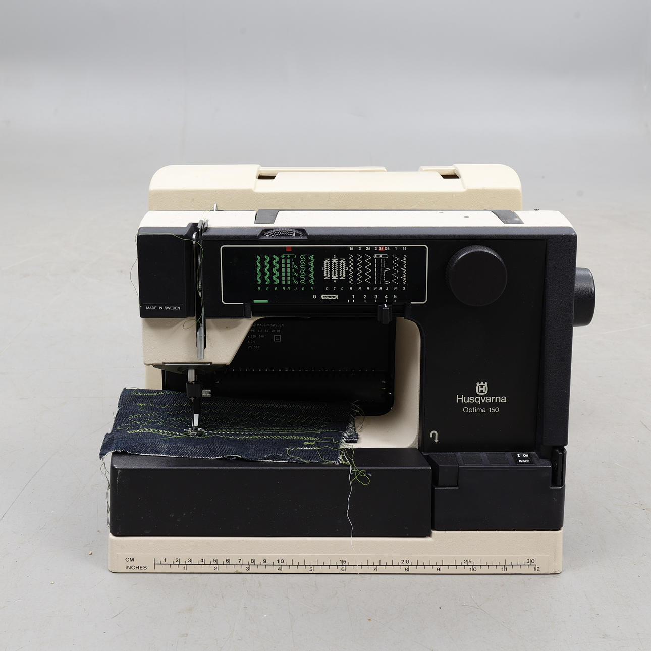 SEWING MACHINE, Husqvarna Optima 150.