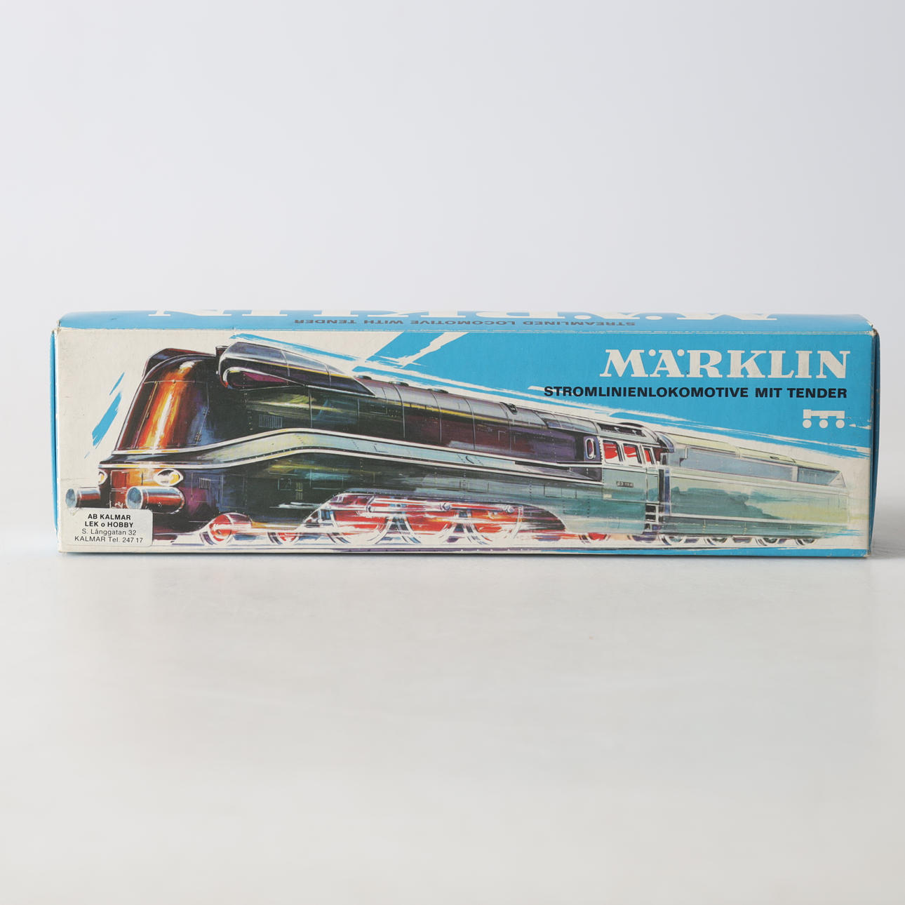 STEAM LOCOMOTIVE, 3089, H0, DR's streamlined red steam locomotive ...