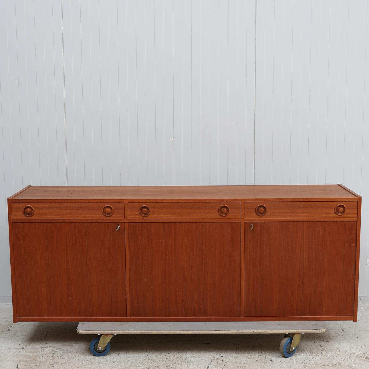 SIDEBOARD, teak, 1950s/1960s.