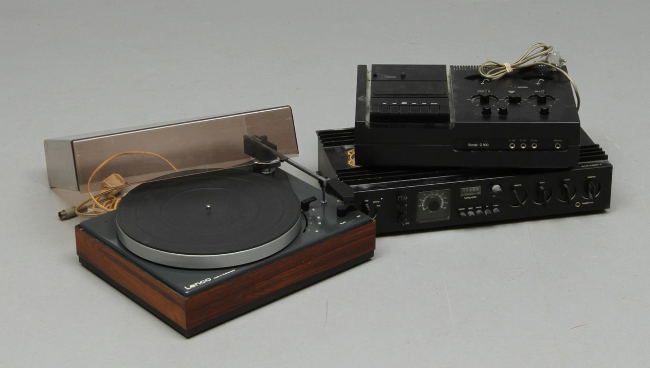 MUSIKANLÄGGNING, bestående av bla Sonab R-4000-2.