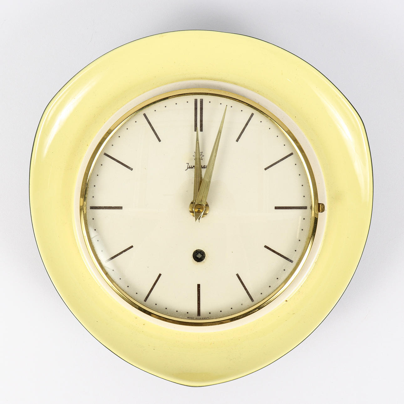 WALL CLOCK porcelain, Junghans, 20th century.
