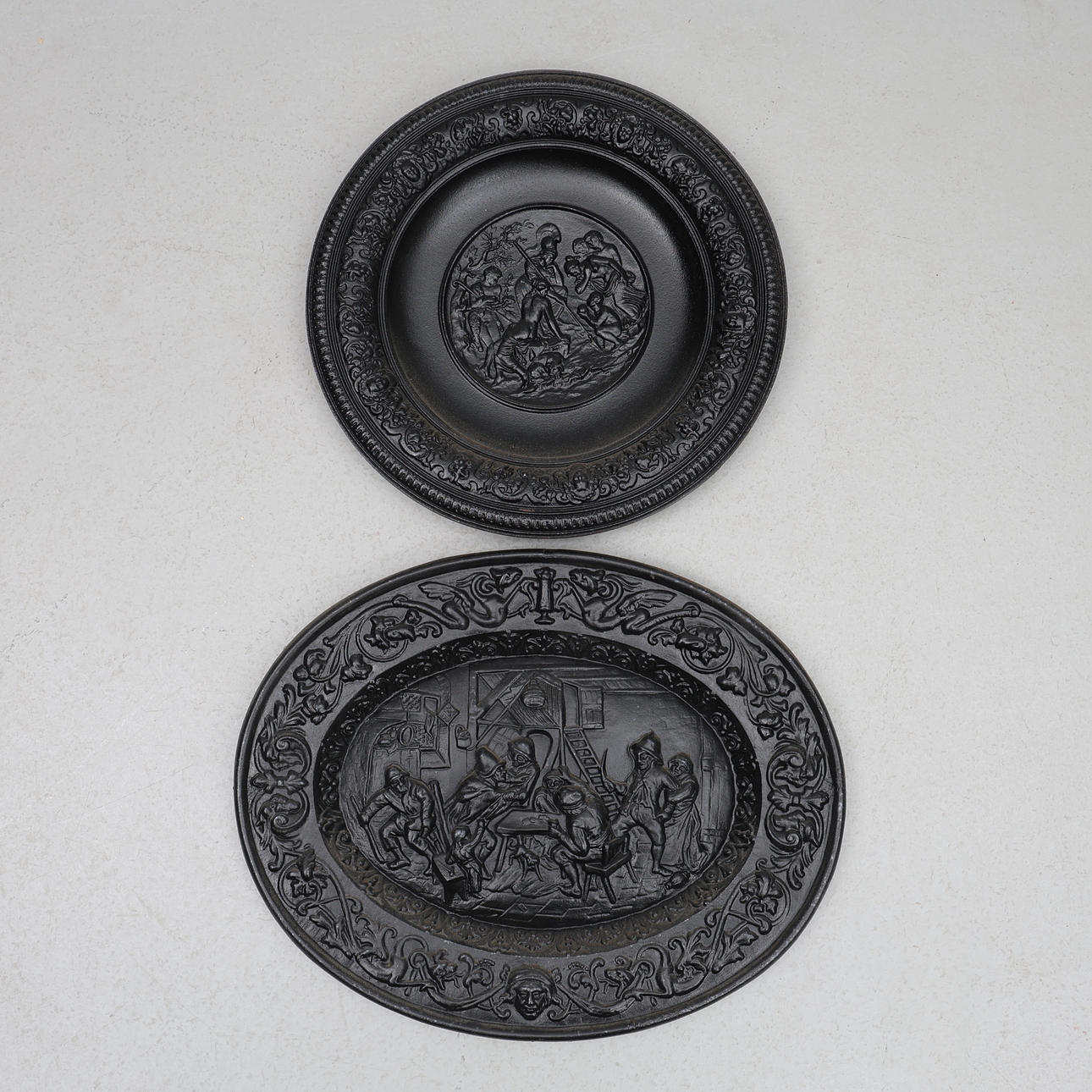 DECORATIVE DISHES cast iron, 2 pcs.