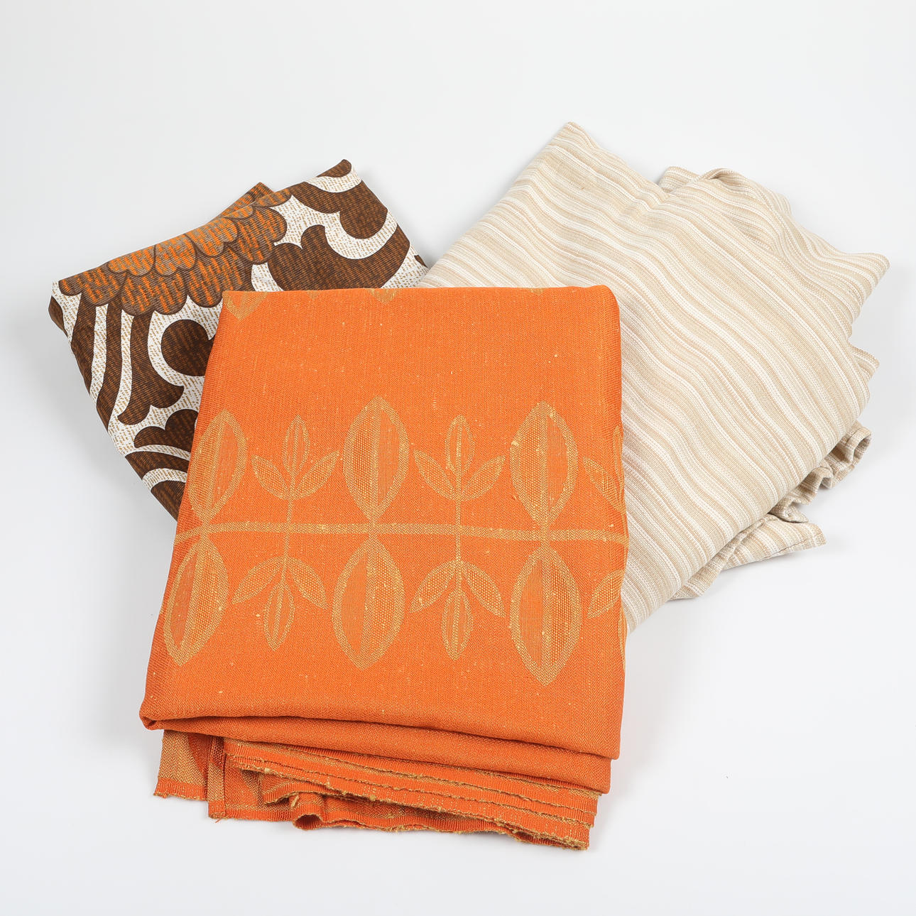 TABLECLOTHS, 3 pieces, 1960s/70s.