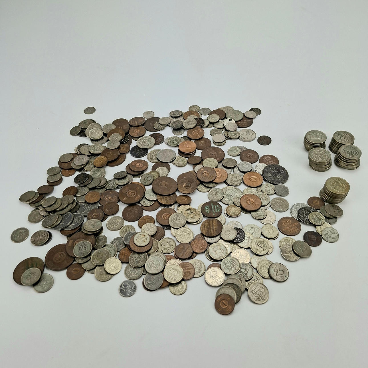 COINS, Sweden, including silver, 40%.