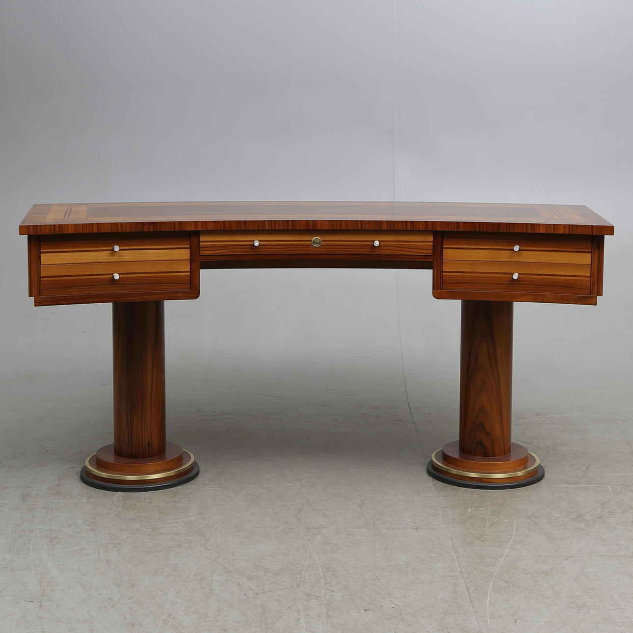 SKRIVBORD, "Mezzaluna", Carpanelli, Italien.