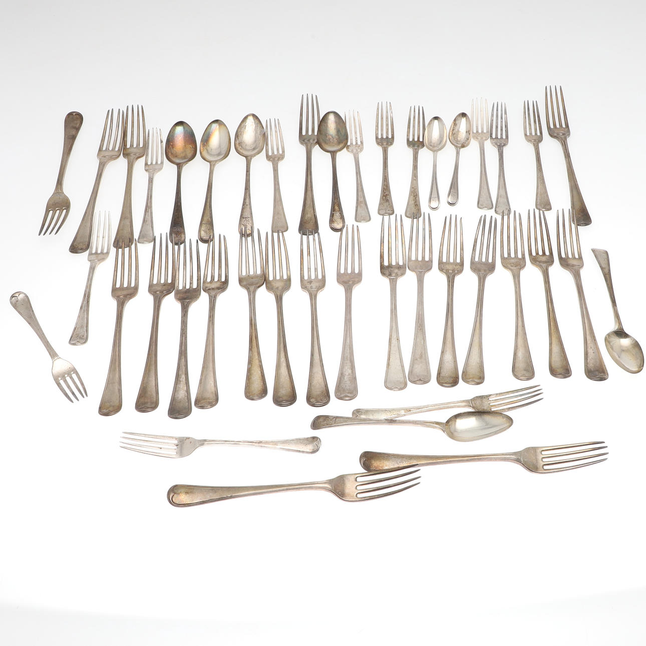 A MATCHED PART SET OF GEORGE III SILVER OLD ENGLISH THREAD PATTERN ...