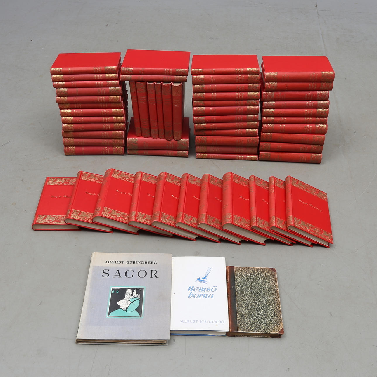 AUGUST STRINDBERG, "Samlade Verk", 55 volymer, Bonniers 1912-19.