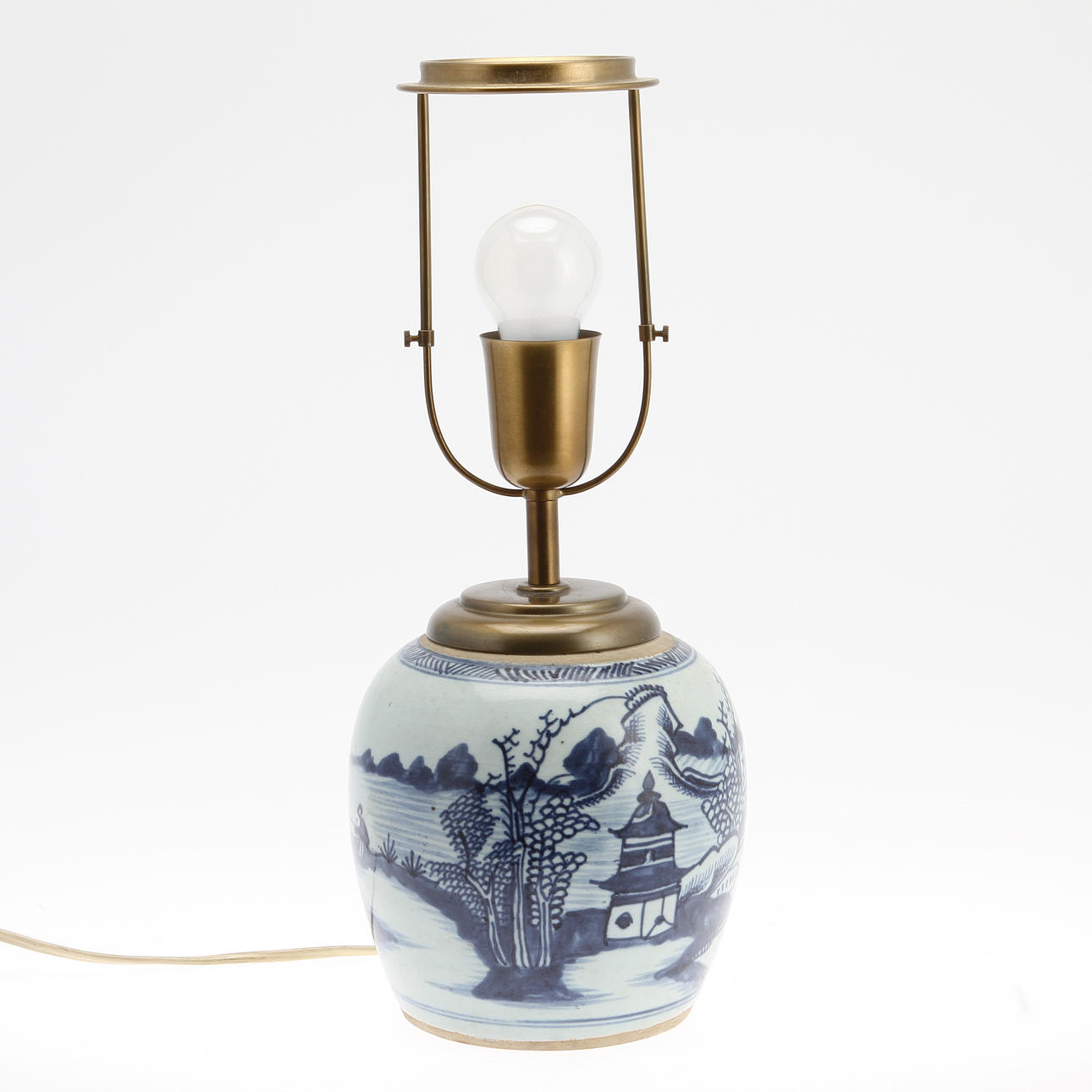 BORDSLAMPA, Kina, 1800-tal.