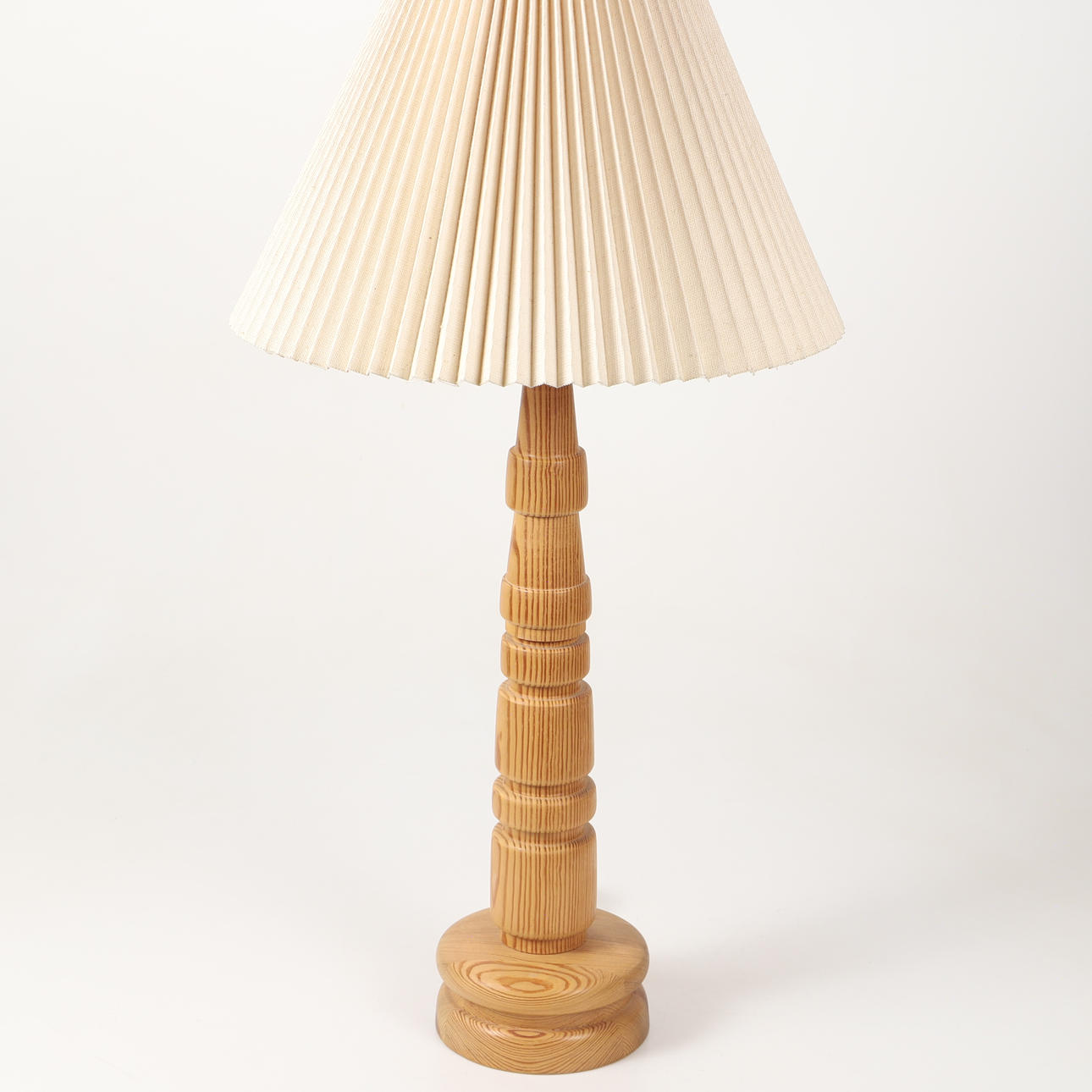 TABLE LAMP, pine with pleated shade, 20th century.