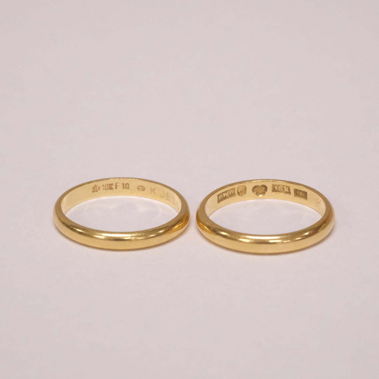 RINGS, 18K GOLD, TWO PIECES.