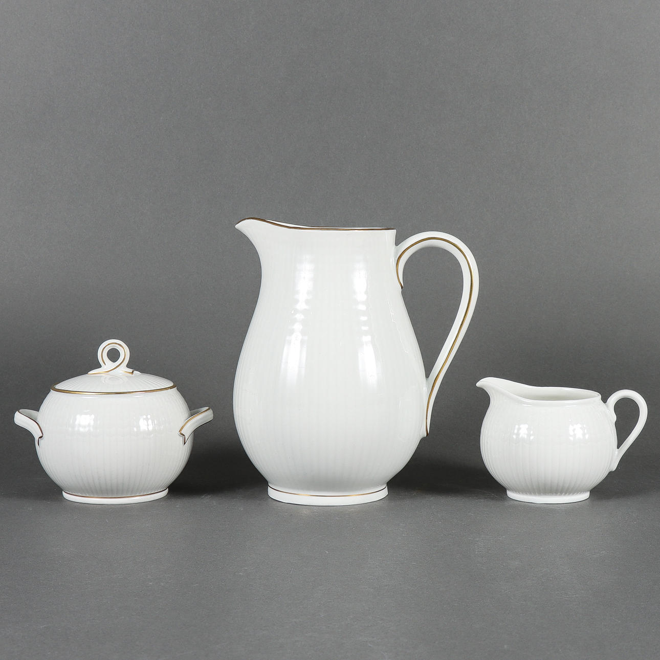 LOUISE ADELBORG. Tableware, Rörstrand, Swedish Grace.