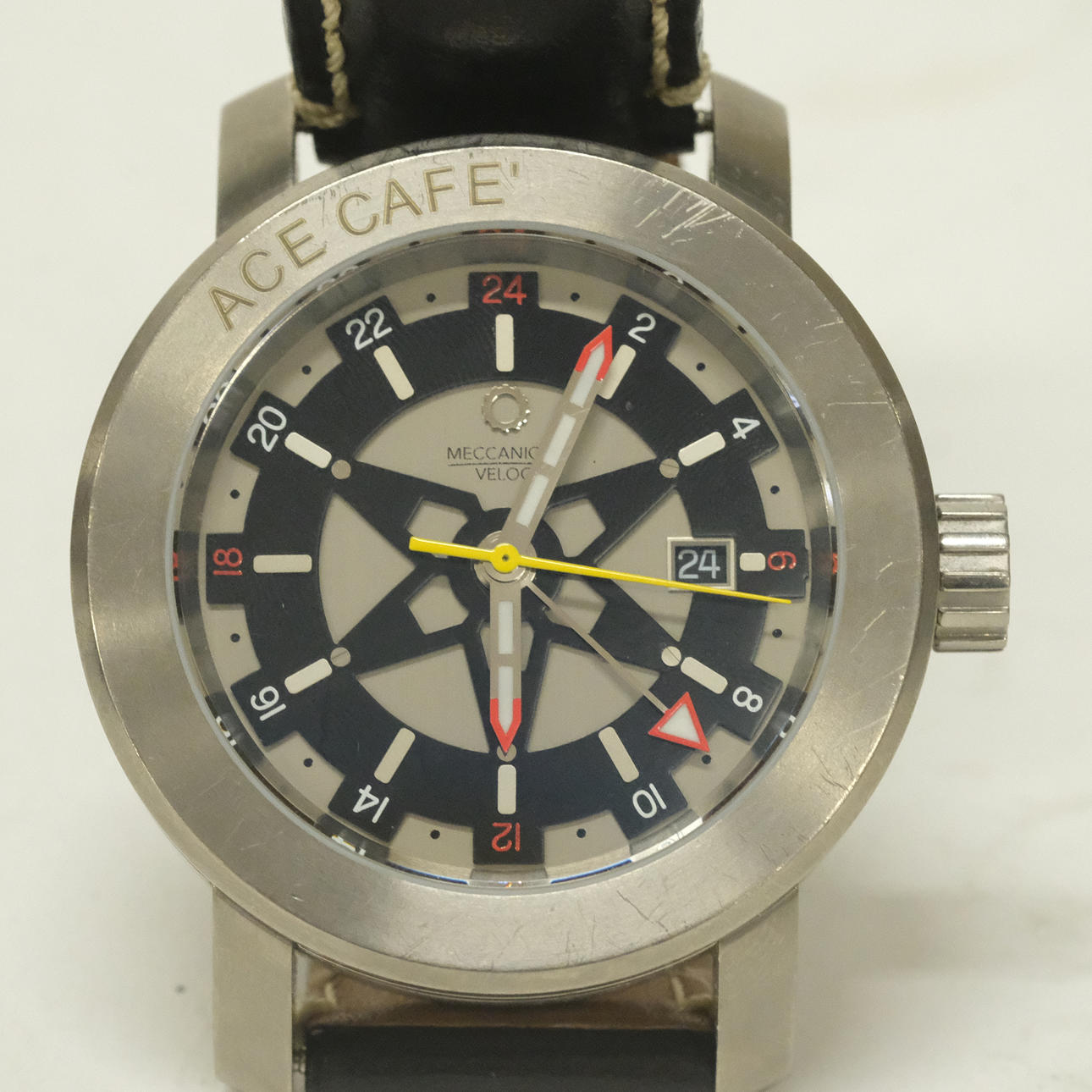 MECCANICHE VELOCI. ARMBANDSUR. "ACE CAFE". AUTOMATIC. SAMTIDA.
