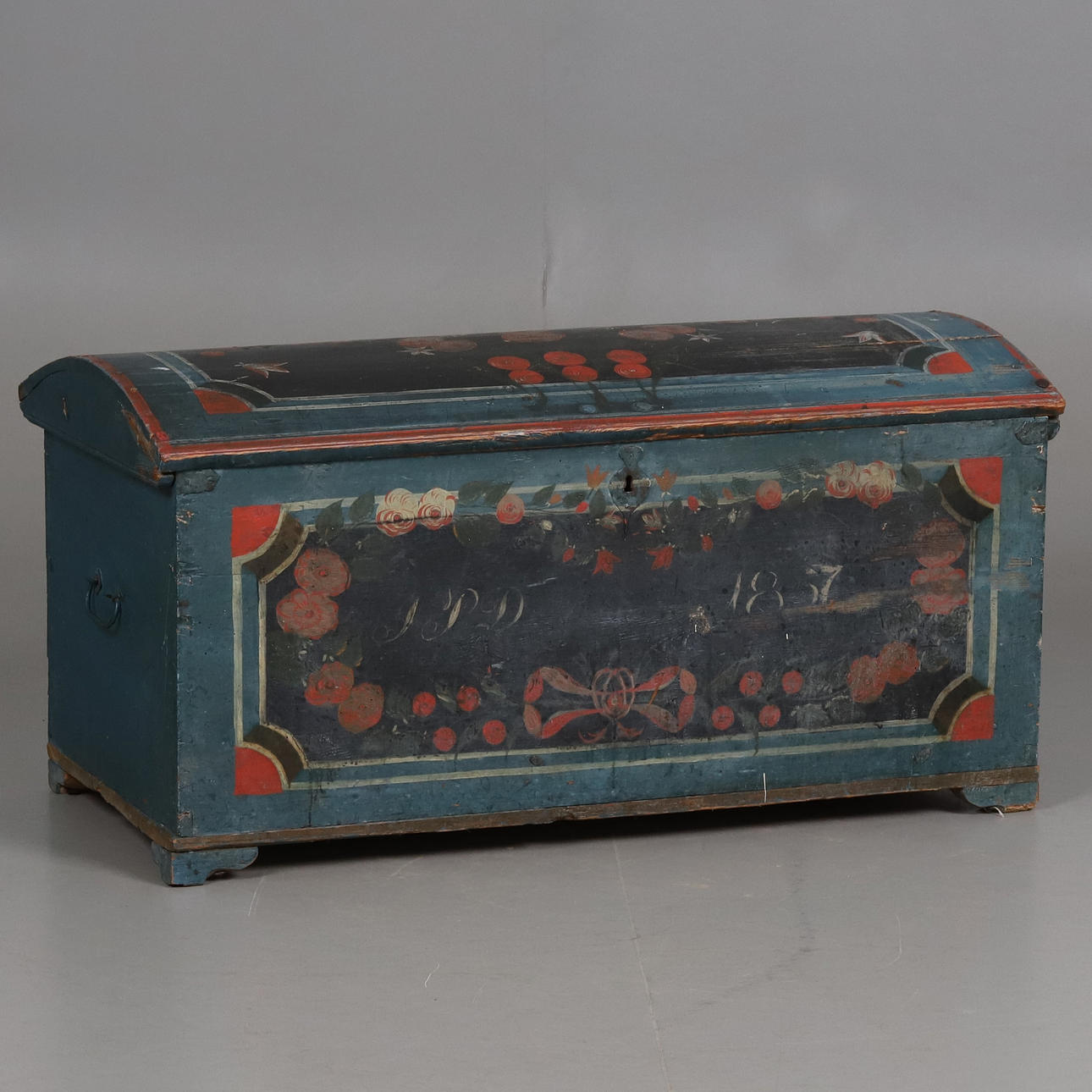 CHEST folk art, painting dated 1857.