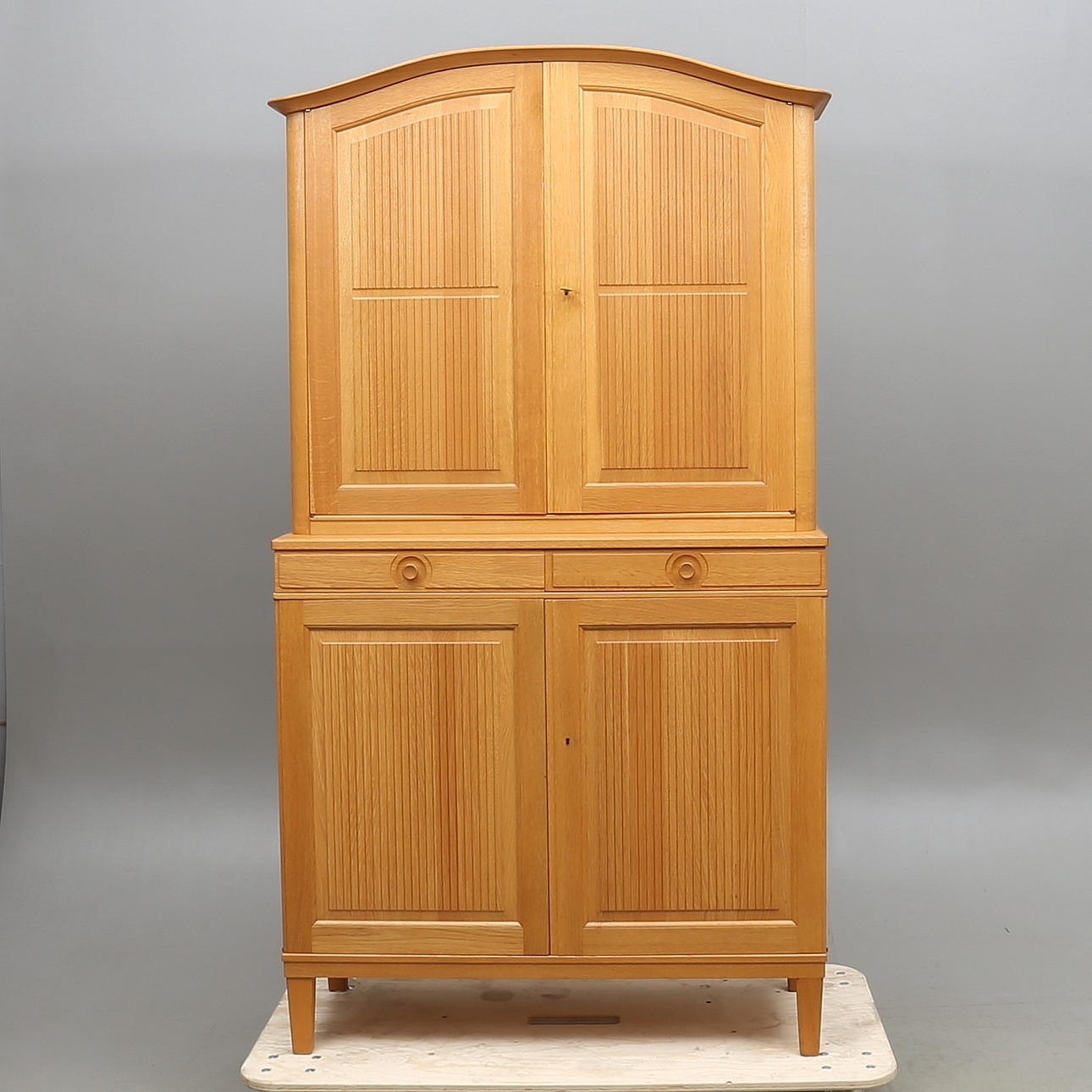 MATSALSSKÅP, Herrgården, Carl Malmsten, Åfors Möbelfabrik.