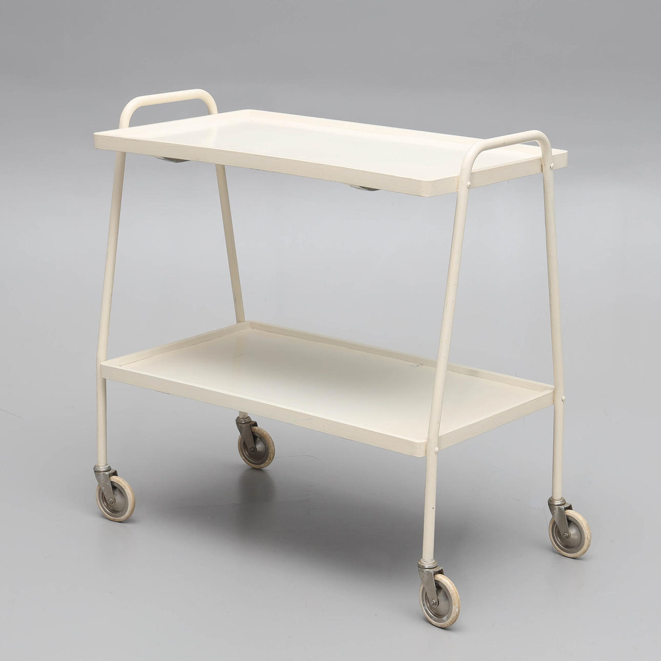 SERVING TROLLEY, painted wood, 20th century.