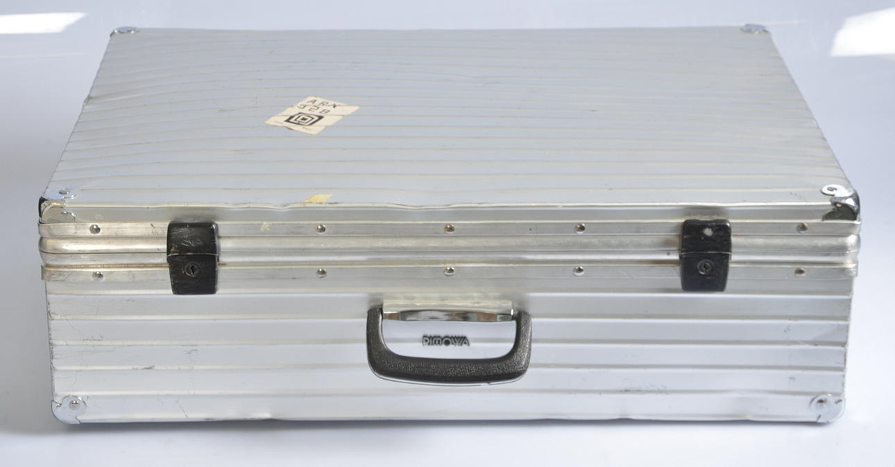 RESVÄSKA, aluminium, Rimowa.