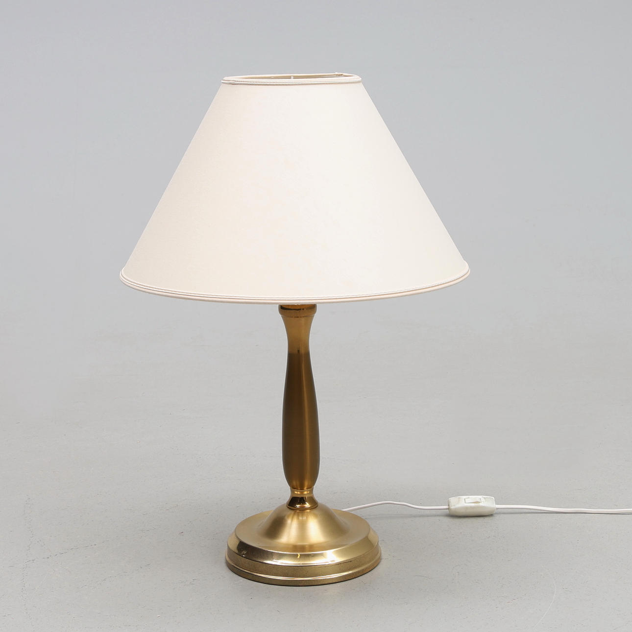 TABLE LAMP, Hooks, brass.