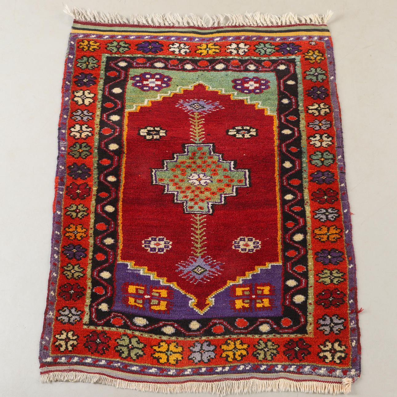 CARPET, oriental, 125 x 95 cm.