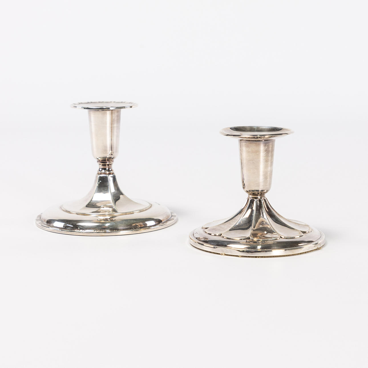 LJUSSTAKAR. 2 st, silver.