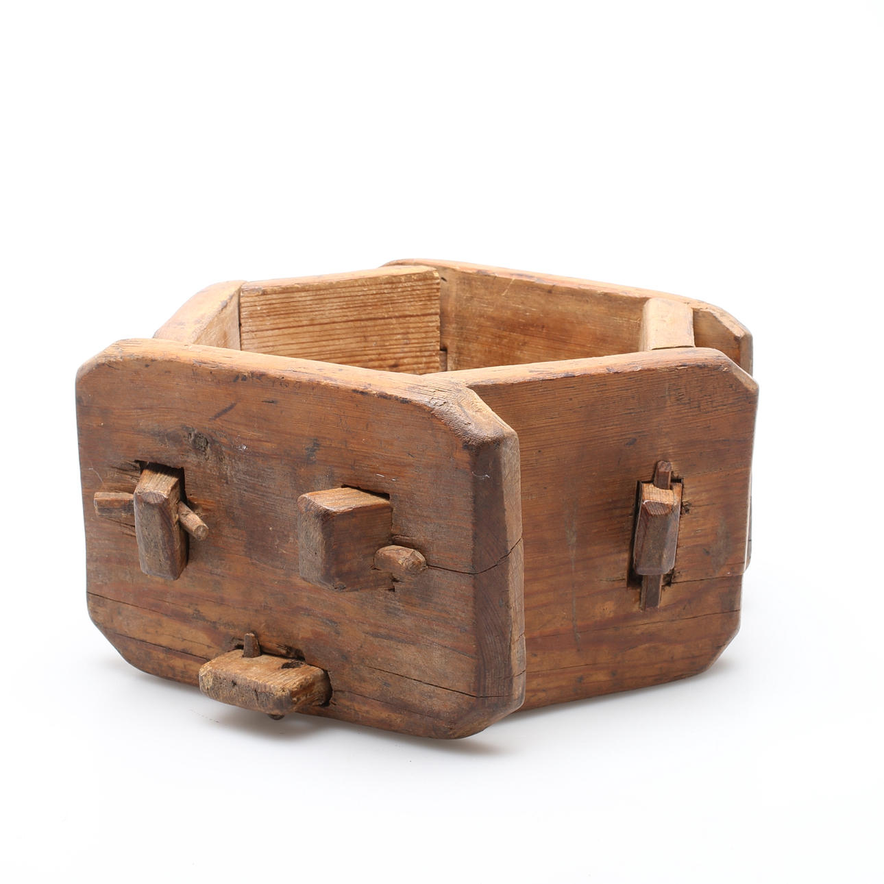 OSTFORM, trä, Sverige, 1800-tal.