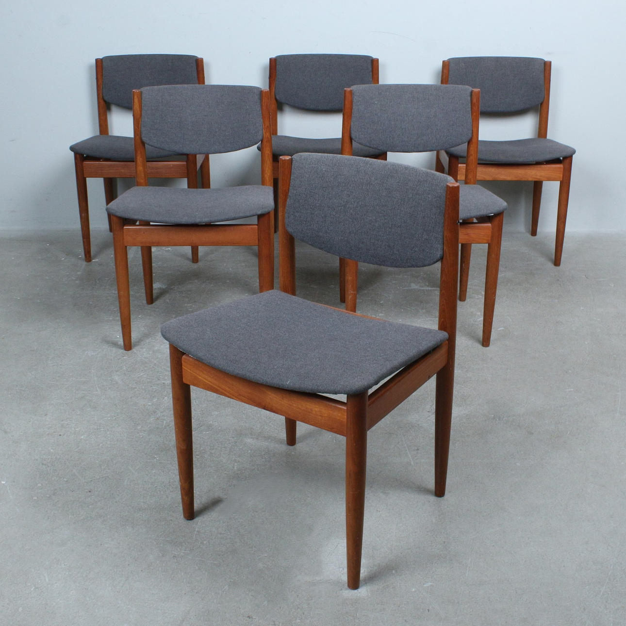 FINN JUHL. France & Søn, six chairs / dining chairs, model '197