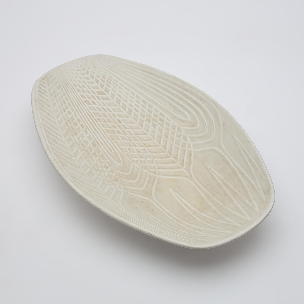 BERIT TERNELL. Dish, ceramic, "Ax", Upsala-Ekeby/Gefle.