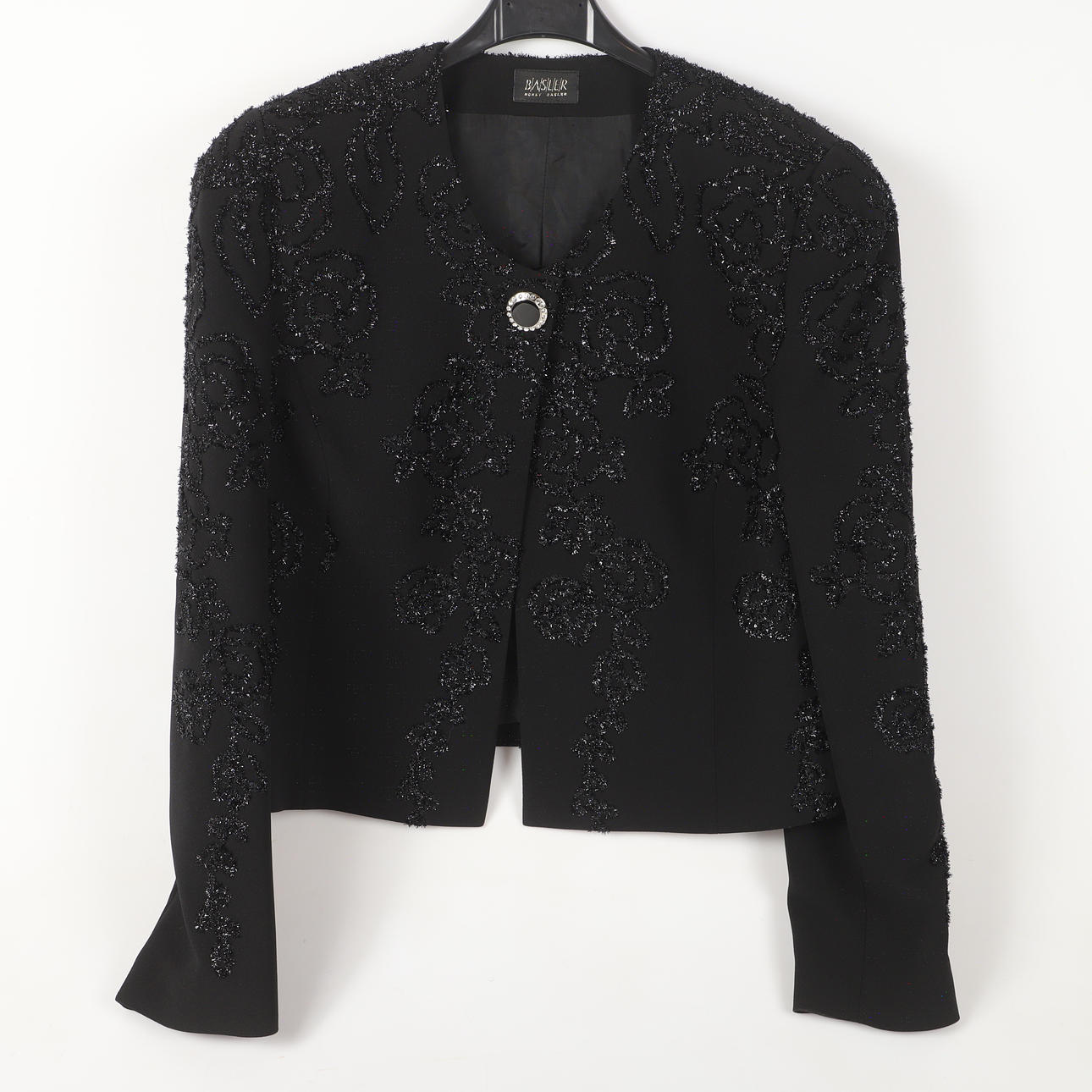 LADIES' JACKET, short model, Basler.