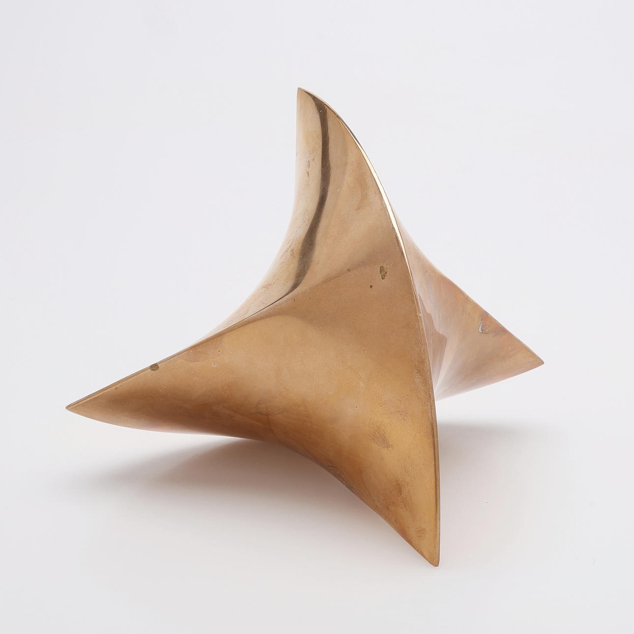 SVEN BERTIL HERLOW SVENSSON. SCULPTURE, BRASS, MONOGRAM SIGNED, NUMBERED 1/5, DATED -76.