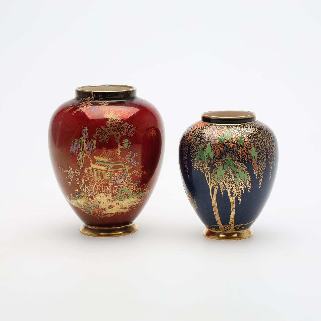 URNS 2 pcs Carlton Ware.