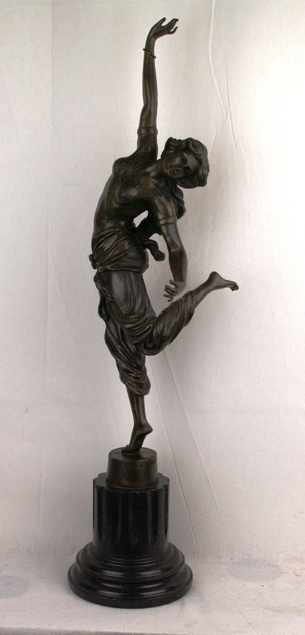 CLAIRE ROBERTE JEANNE COLINET. brons.