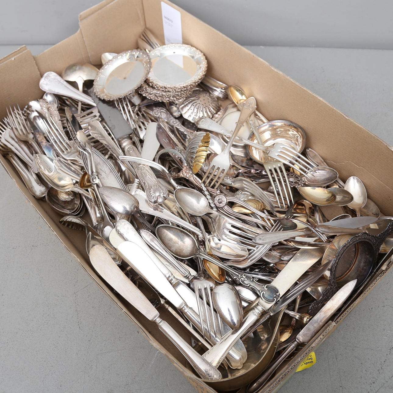 NYSILVERFÖREMÅL, 1900-tal.