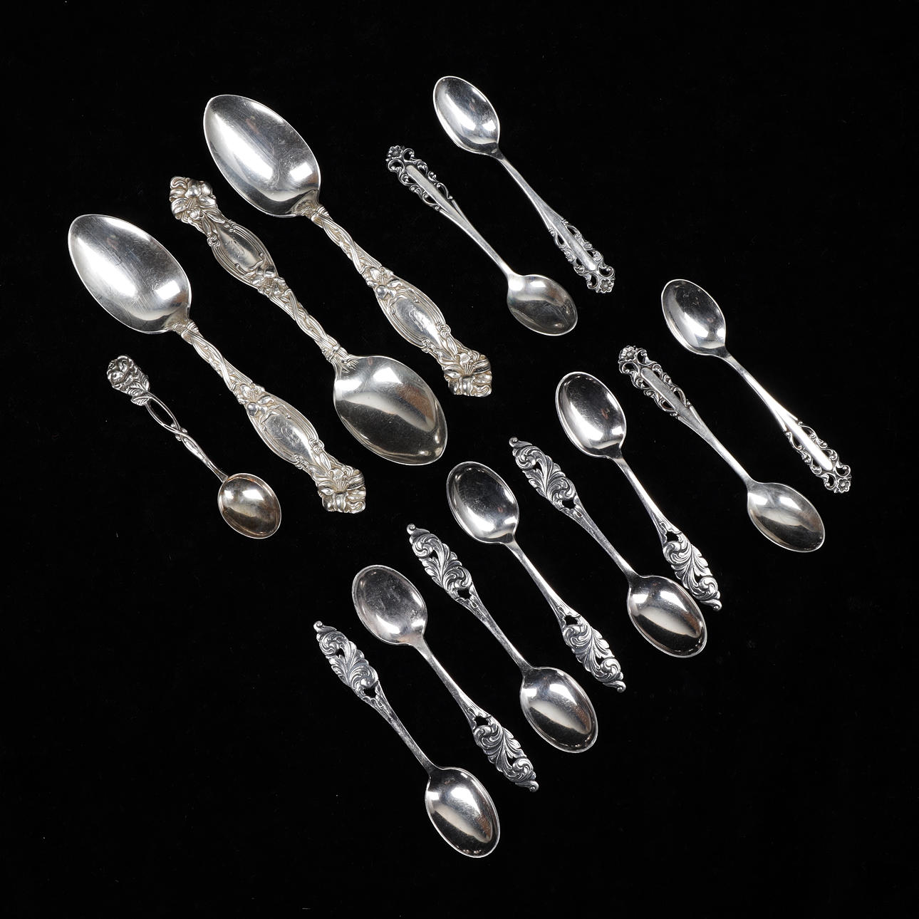 SPOONS, 14 pcs, silver, total weight 170 grams.