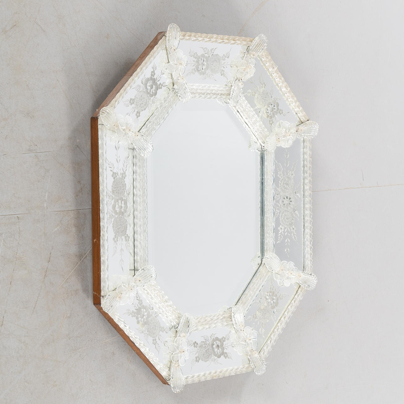 MIRROR, Venetian style, 20th century.