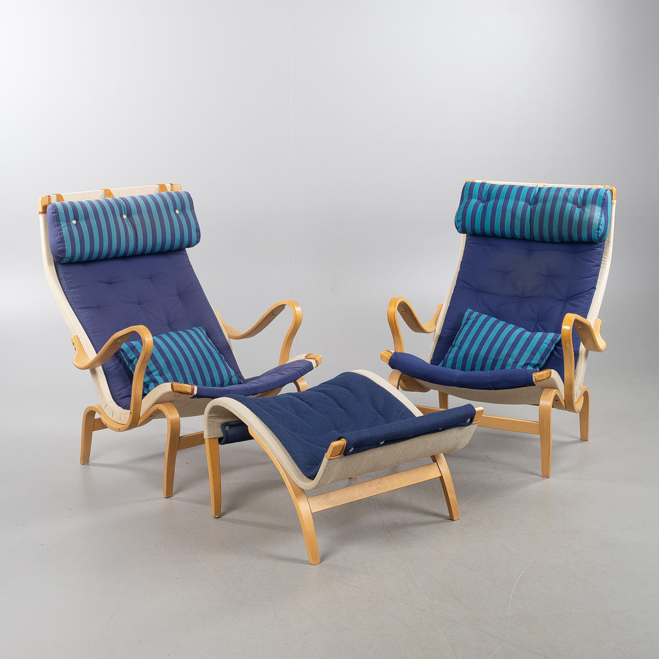 BRUNO MATHSSON. Easy chairs and footstool, "Pernilla", beech.