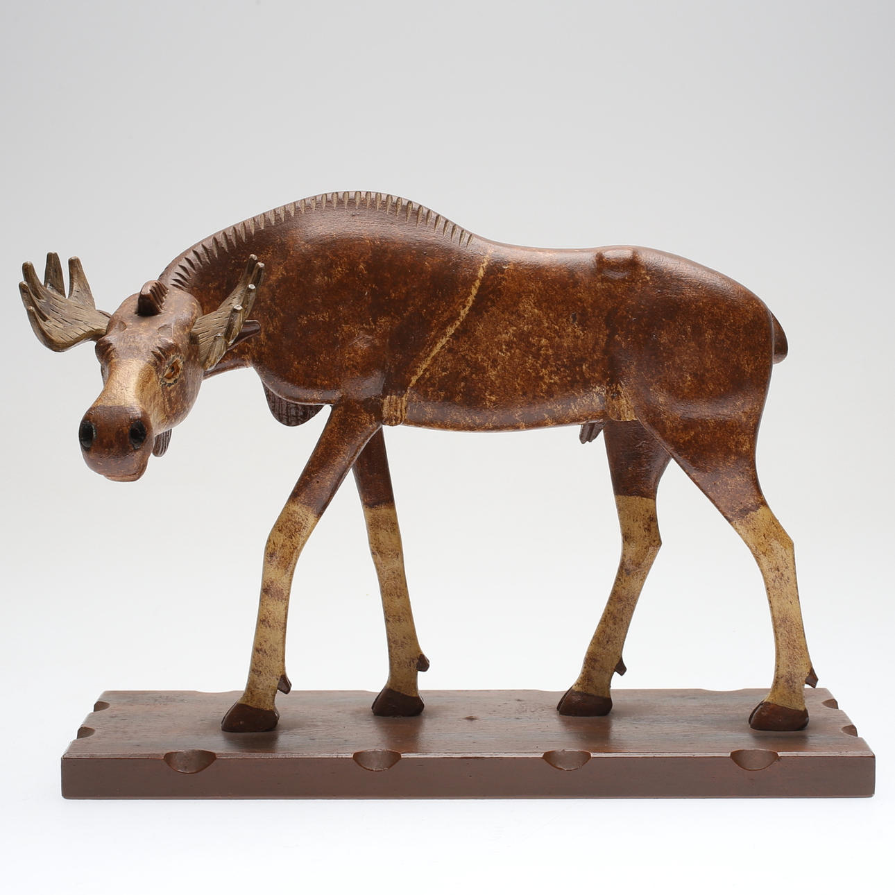 SKULTPUR, trä, Älg, signerad Erik Eriksson.