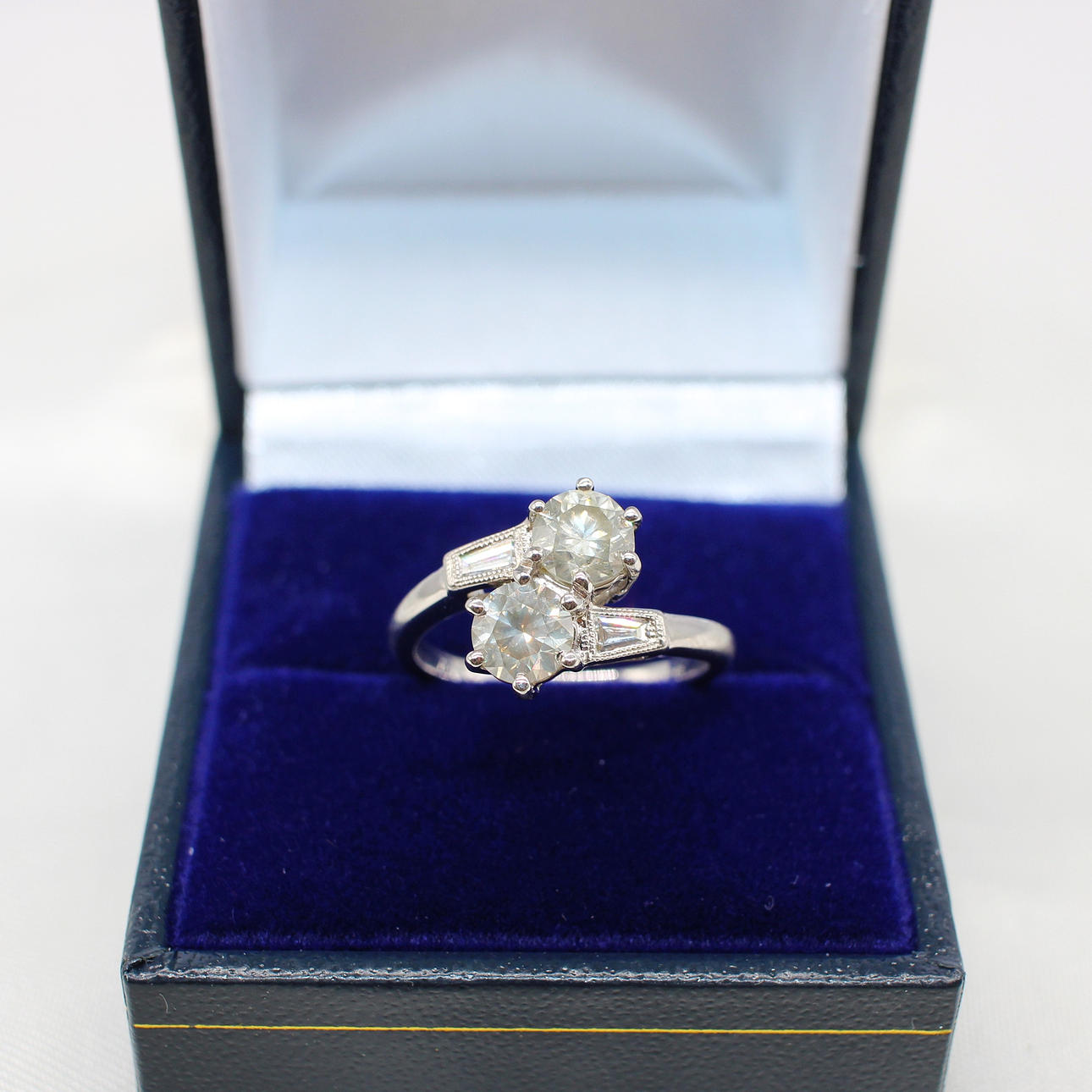 CERTIFIED 1.47CT DIAMOND RING 18K.