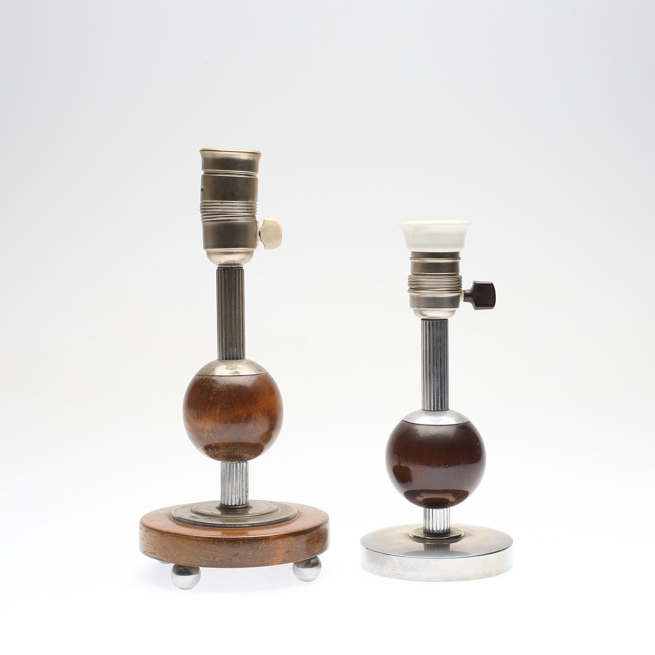 BORDSLAMPOR, 2 st, Art Deco, 1900-talets första del.