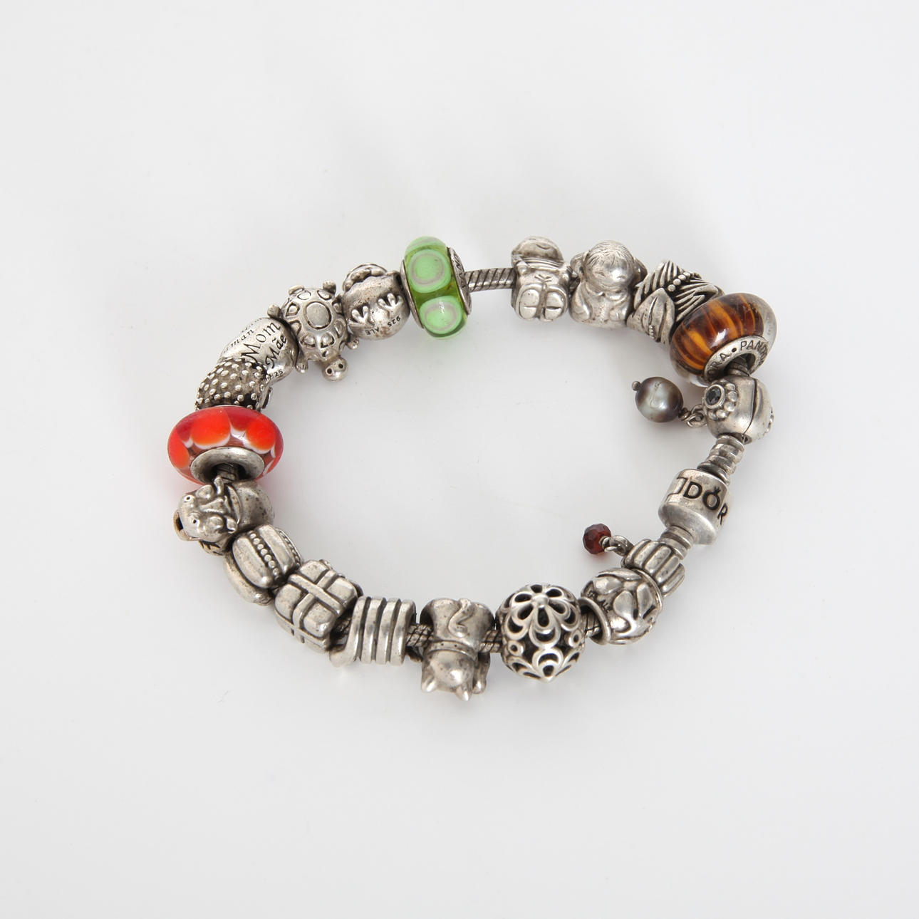 ARMBAND MED 19 BERLOCKER, Pandora, silver.